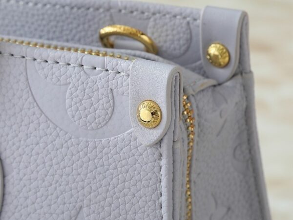 Luxury LV Handbag M15192