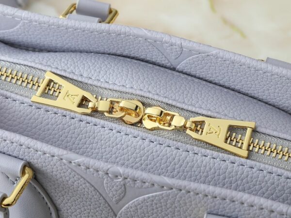 Luxury LV Handbag M15192