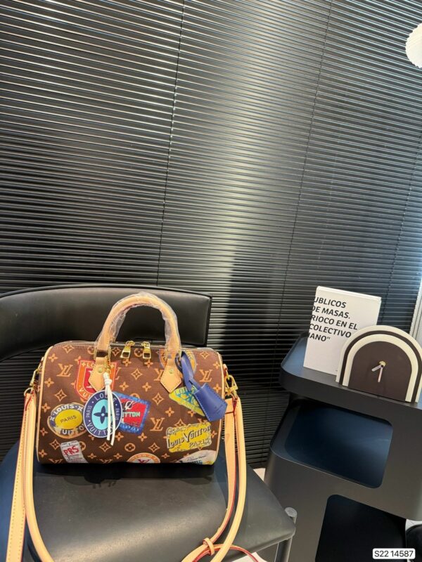 New Collection Fashion LV Handbag L2130