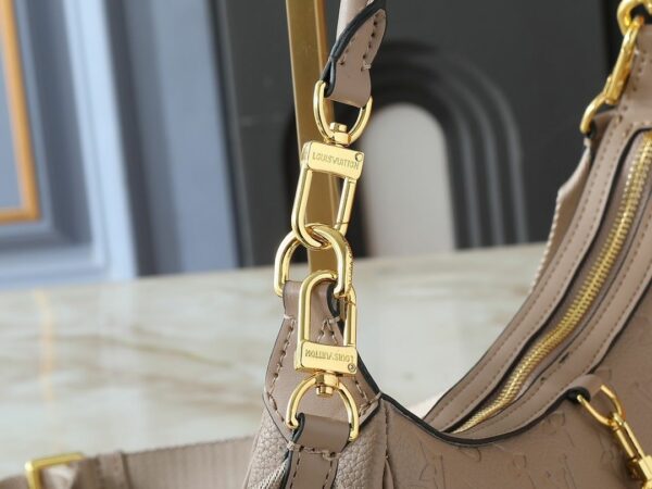 Luxury LV Handbag M12939.1