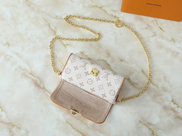 Luxury LV Handbag M26583-M13566