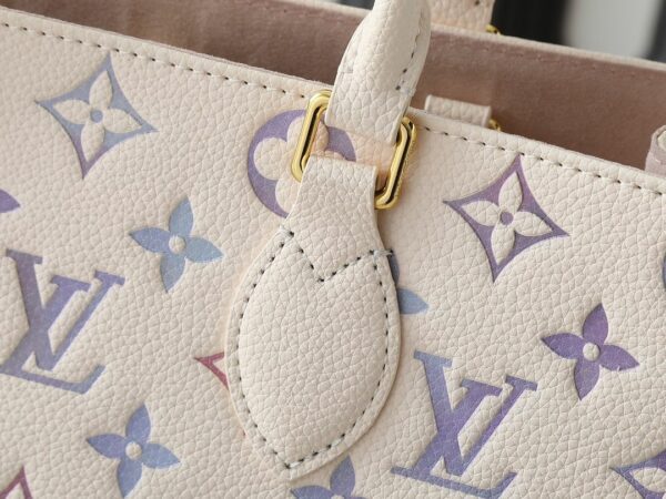 Luxury LV Handbag M45495-M22770
