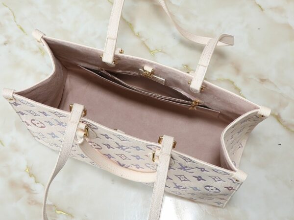 Luxury LV Handbag M45495-M22770
