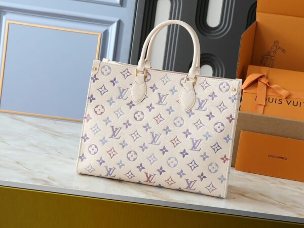 Luxury LV Handbag M45495-M22770