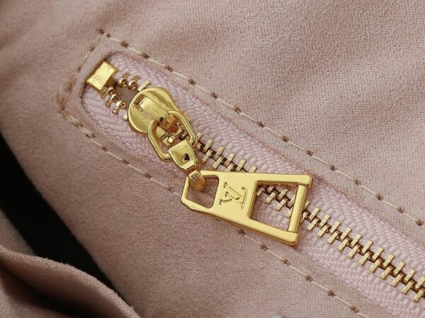 Luxury LV Handbag M45495-M22770