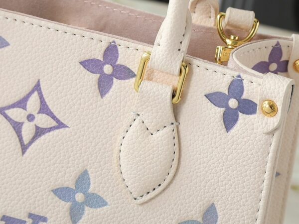 Luxury LV Handbag M45495-M22770