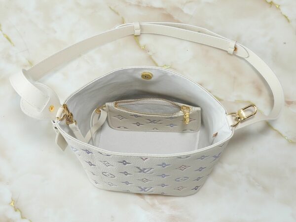 Luxury LV Handbag M25673-M12925