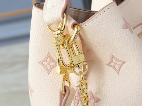 Luxury LV Handbag M14401-M44022