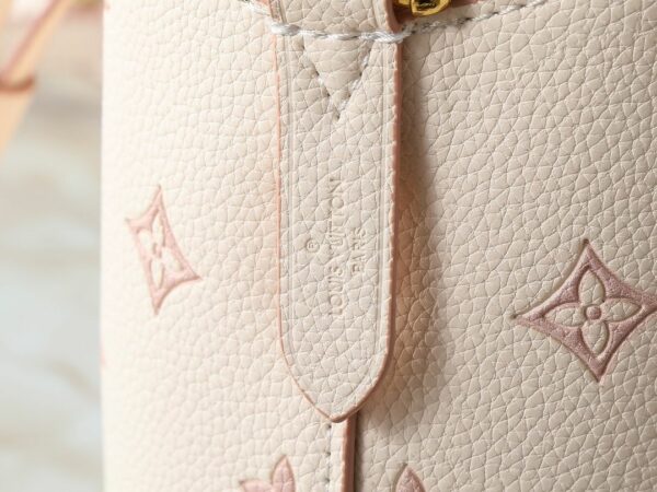Luxury LV Handbag M14401-M44022