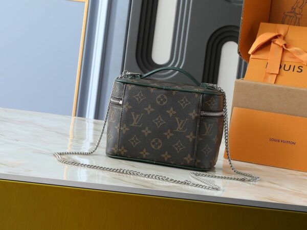 Luxury LV Handbag M12650