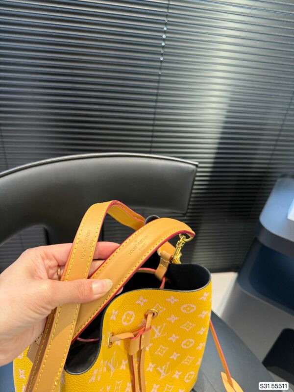 New Collection Fashion LV Handbag L1863