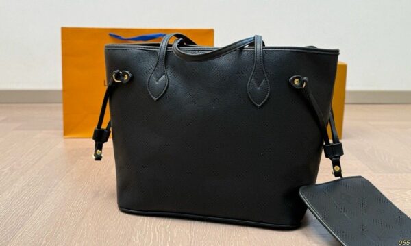 New Collection Fashion LV Handbag L1843