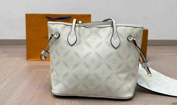 New Collection Fashion LV Handbag L1843