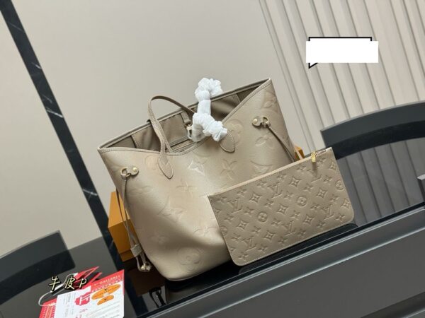 New Collection Fashion LV Handbag L1834