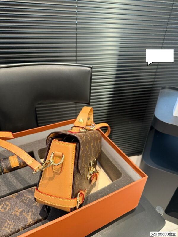 New Collection Fashion LV Handbag L1828