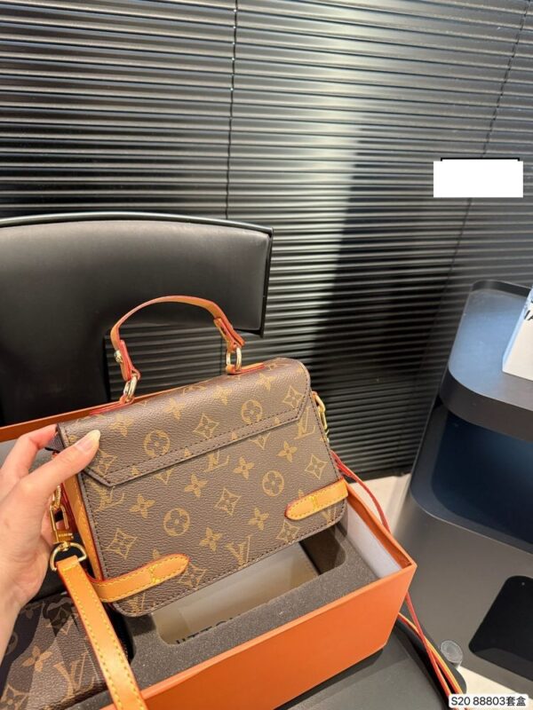 New Collection Fashion LV Handbag L1828