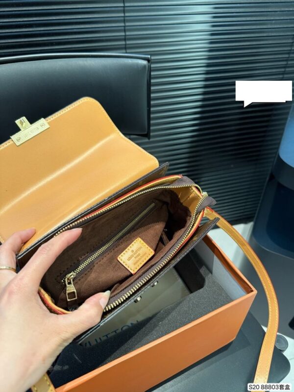 New Collection Fashion LV Handbag L1828