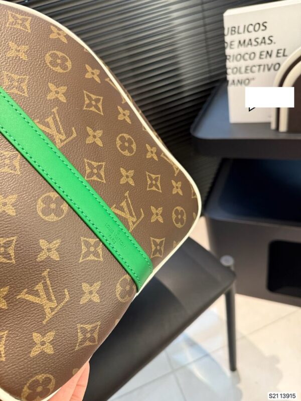 New Collection Fashion LV Handbag L1825