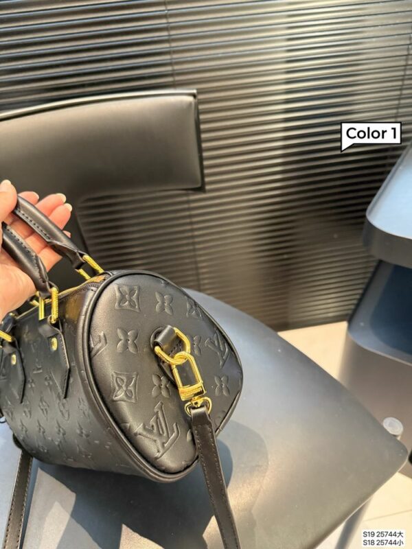 New Collection Fashion LV Handbag L1824