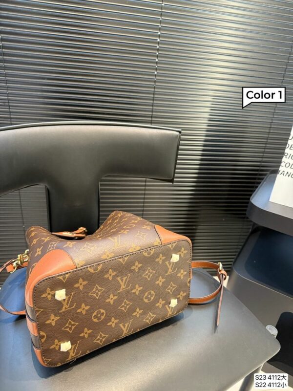 New Collection Fashion LV Handbag L1823