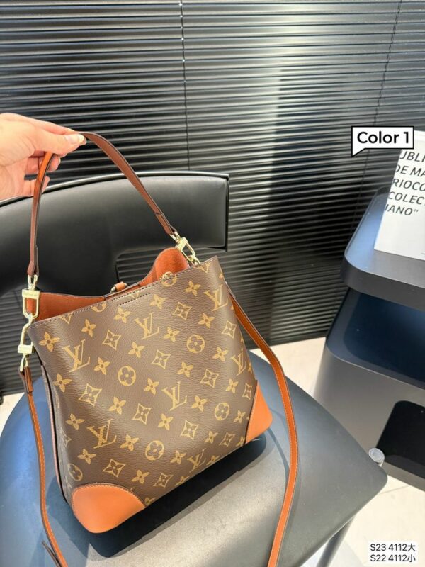 New Collection Fashion LV Handbag L1823