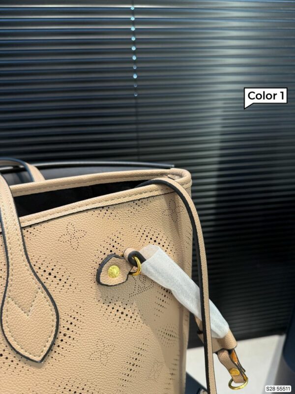 New Collection Fashion LV Handbag L1821