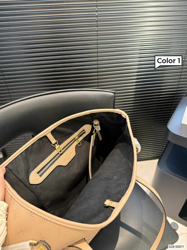 New Collection Fashion LV Handbag L1821