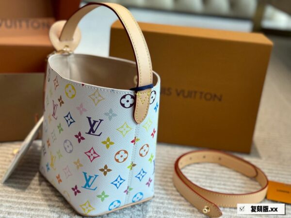 New Collection Fashion LV Handbag L1820