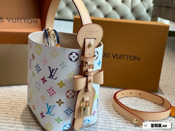 New Collection Fashion LV Handbag L1820