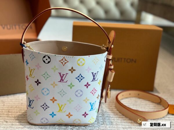 New Collection Fashion LV Handbag L1820