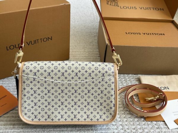 New Collection Fashion LV Handbag L1819