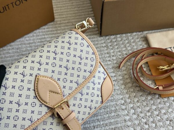New Collection Fashion LV Handbag L1819