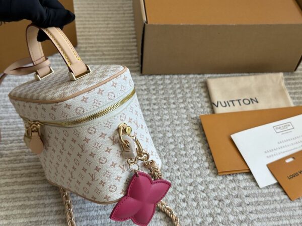 New Collection Fashion LV Handbag L1818