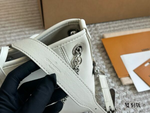 New Collection Fashion LV Handbag L1817