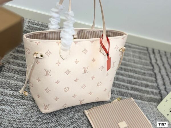 New Collection Fashion LV Handbag L1815