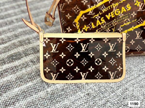 New Collection Fashion LV Handbag L1812