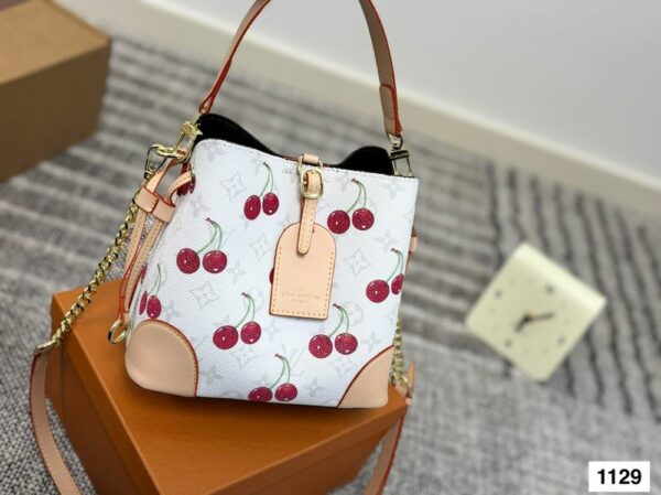New Collection Fashion LV Handbag L1804