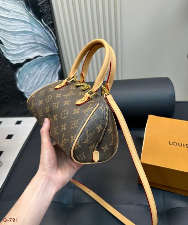 Stylish Fashion Carry LV Handbag L1788