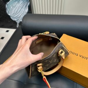 New Collection Fashion LV Handbag L1788 6 f10e38f5