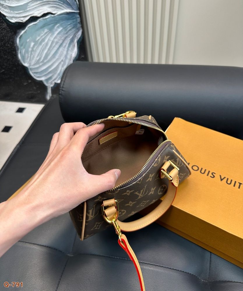 New Collection Fashion LV Handbag L1788 New Collection Fashion LV Handbag L1788