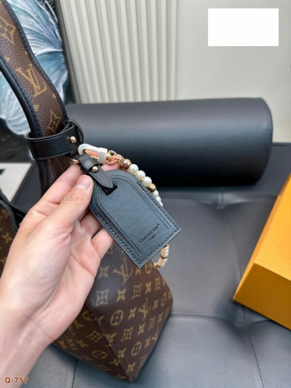 Stylish Fashion Carry LV Handbag L1787