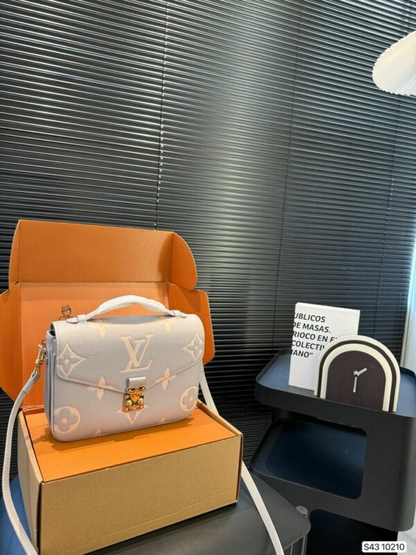New Collection Fashion LV Handbag L1764