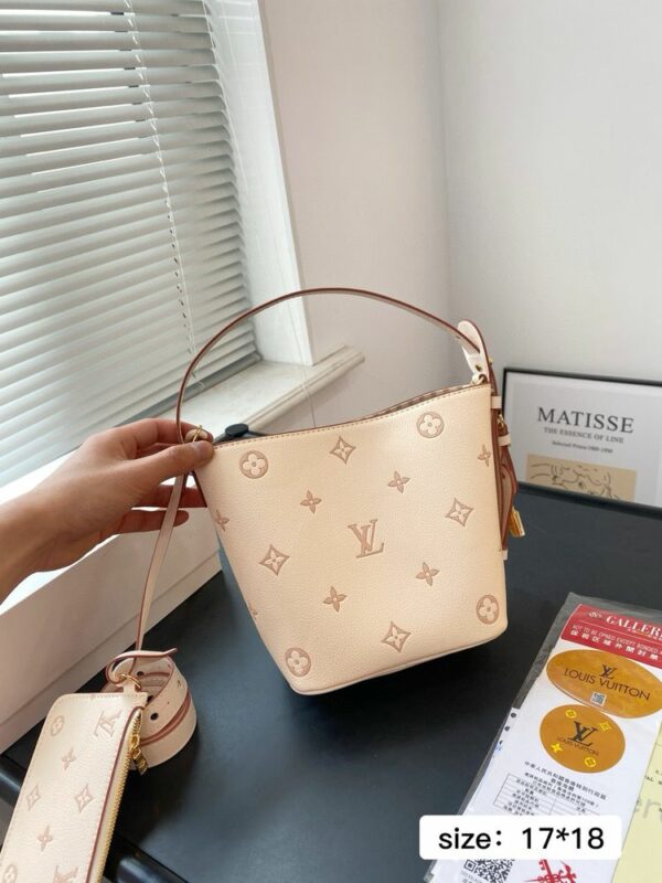 New Collection Fashion LV Handbag L1757