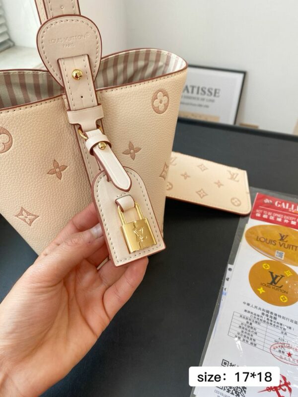 New Collection Fashion LV Handbag L1757
