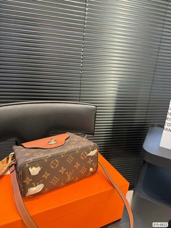New Collection Fashion LV Handbag L1749