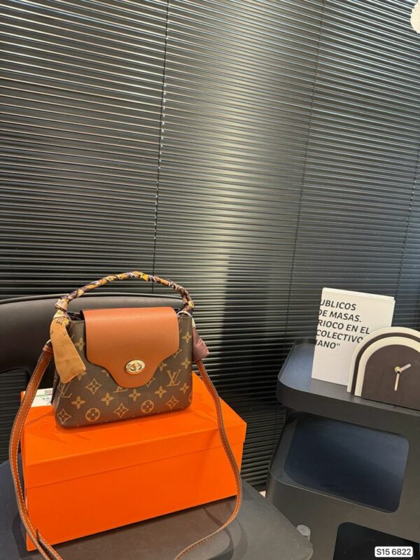 New Collection Fashion LV Handbag L1749