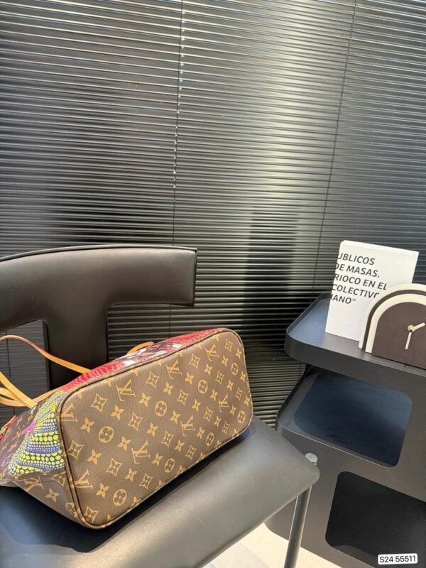 New Collection Fashion LV Handbag L1746