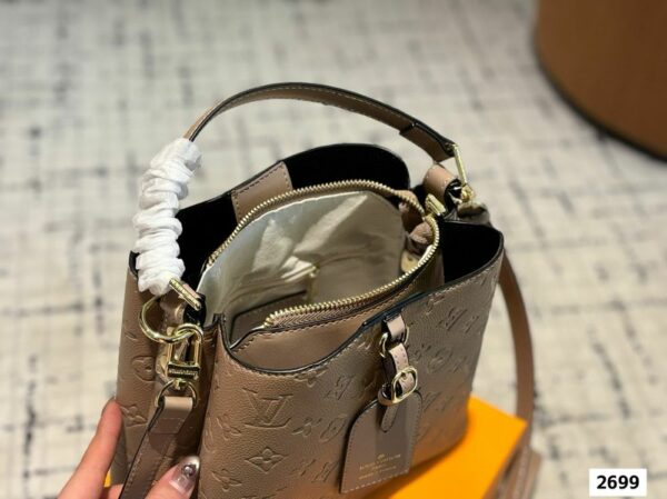 New Collection Fashion LV Handbag L1722