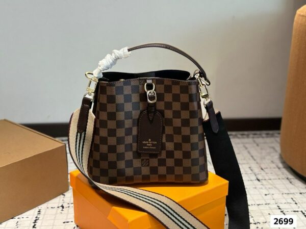 New Collection Fashion LV Handbag L1722