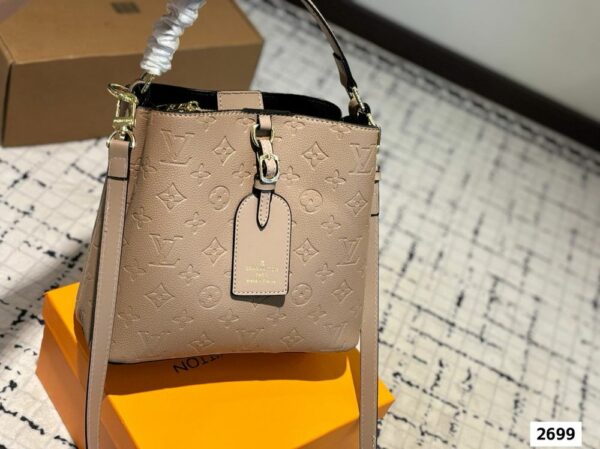 New Collection Fashion LV Handbag L1722